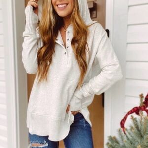 Bucketlist Cozy Gray Hooded Sweater with Thumbholes SMALL